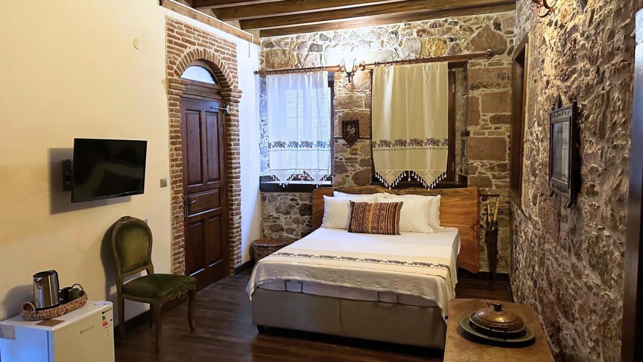 Cunda Konak Nazimaki Ayvalı Exterior foto